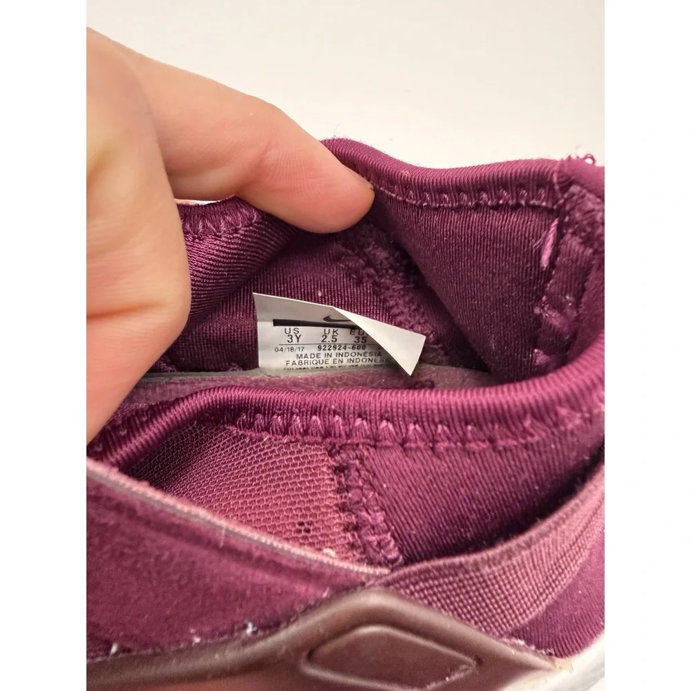 Nike Huarache Run Kids Sneakers Burgundy Maroon White Shoes Youth Size 3